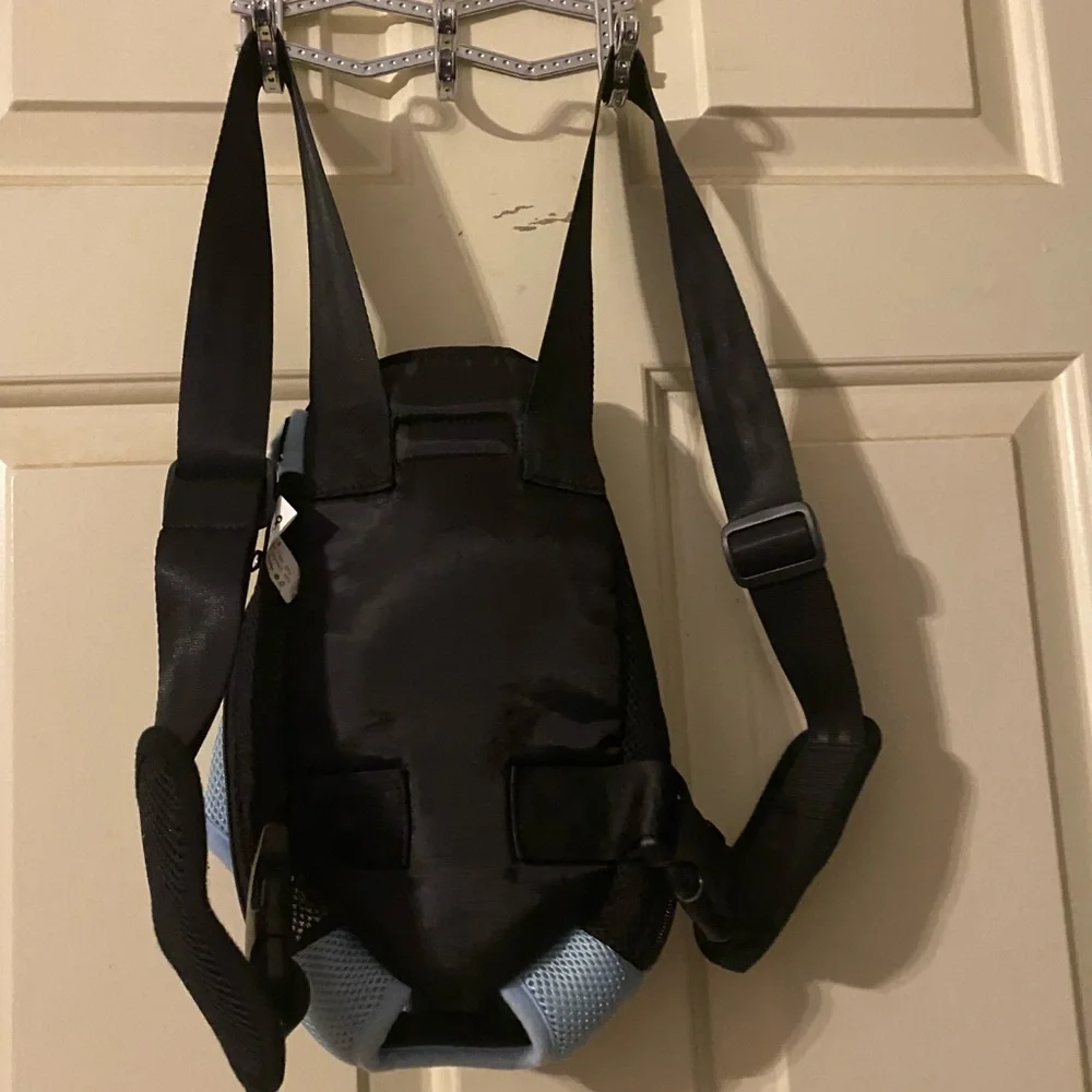 Pet shoulder bag and Per carrier backpack combo.